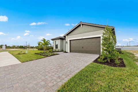 Casa en North Port, Florida 4 dormitorios, 195.09 m2 № 2258425