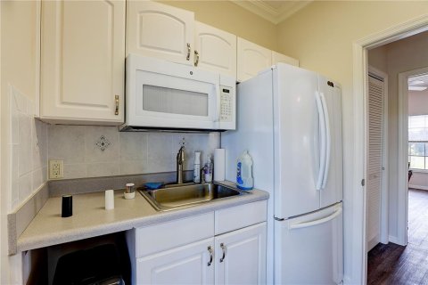 Commercial property in Hernando Beach, Florida 172.43 sq.m. № 2231359 - photo 15