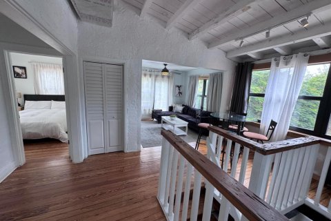 Villa ou maison à louer à West Palm Beach, Floride: 2 chambres, 91.04 m2 № 2432277 - photo 10