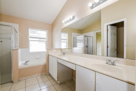Casa en alquiler en Orlando, Florida, 4 dormitorios, 167.41 m2 № 2100124 - foto 9