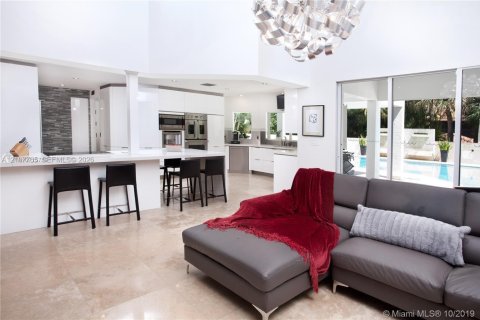 Villa ou maison à louer à Coral Gables, Floride: 6 chambres, 528.89 m2 № 2419389 - photo 18