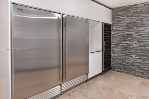 Villa ou maison à louer à Coral Gables, Floride: 6 chambres, 528.89 m2 № 2419389 - photo 12