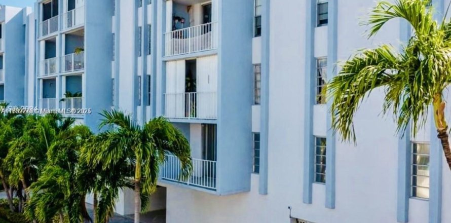 Condo à Miami Beach, Floride, 2 chambres № 1863745