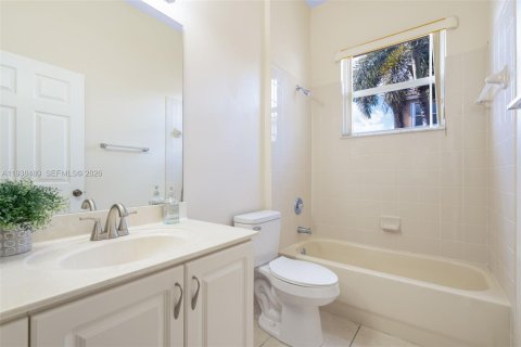 Купить виллу или дом в Хомстед, Флорида 3 спальни, 170.29м2, № 1996867 - фото 20