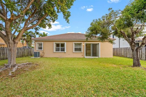 Купить виллу или дом в Хомстед, Флорида 3 спальни, 170.29м2, № 1996867 - фото 26