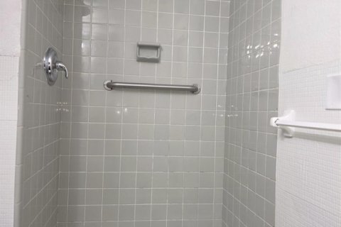 Appartement à louer à Fort Lauderdale, Floride: 2 chambres, 119.57 m2 № 2390269 - photo 17