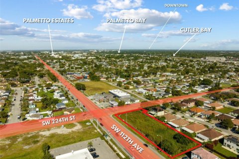 Купить коммерческую недвижимость в Майами, Флорида № 1985063 - фото 3