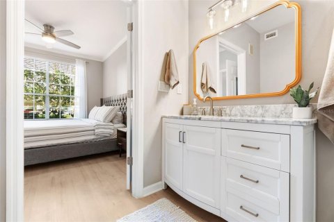 Condo in Tampa, Florida, 2 bedrooms  № 1773241 - photo 19