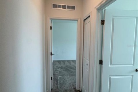 Townhouse in Davenport, Florida 3 bedrooms, 173.17 sq.m. № 2391233 - photo 17