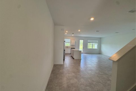 Townhouse in Davenport, Florida 3 bedrooms, 173.17 sq.m. № 2391233 - photo 21