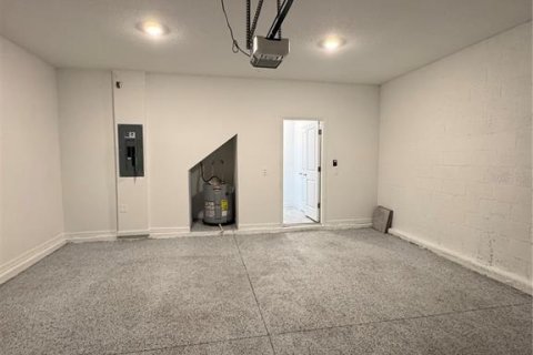 Townhouse in Davenport, Florida 3 bedrooms, 173.17 sq.m. № 2391233 - photo 9