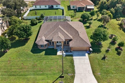 Villa ou maison à vendre à North Port, Floride: 3 chambres, 214.14 m2 № 2420136 - photo 28