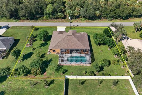 Villa ou maison à vendre à North Port, Floride: 3 chambres, 214.14 m2 № 2420136 - photo 2