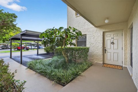 Купить кондоминиум в Клируотер, Флорида 3 комнаты, 124.95м2, № 1835538 - фото 2