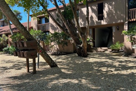 Condominio en alquiler en Sarasota, Florida, 1 dormitorio, 60.94 m2 № 1550094 - foto 2