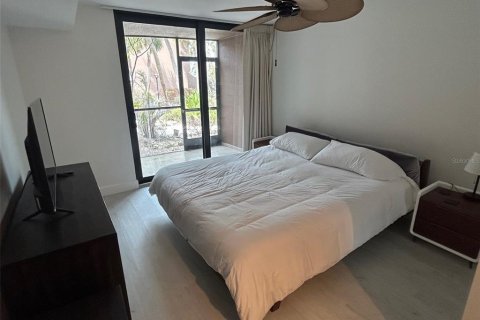 Condominio en alquiler en Sarasota, Florida, 1 dormitorio, 60.94 m2 № 1550094 - foto 15
