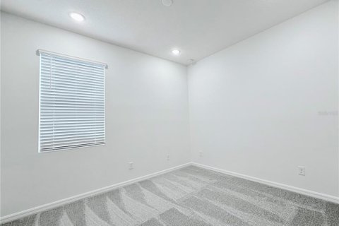 House in Mascotte, Florida 4 bedrooms, 177.26 sq.m. № 1795391 - photo 15