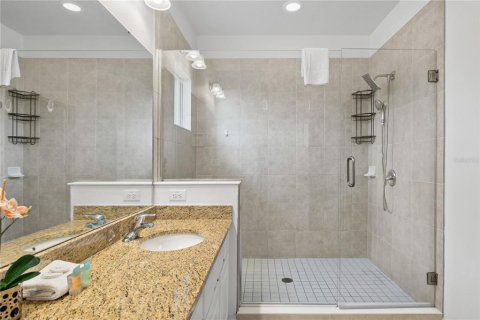 Casa en venta en Kissimmee, Florida, 6 dormitorios, 320.61 m2 № 2195531 - foto 23