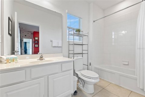 Casa en venta en Kissimmee, Florida, 6 dormitorios, 320.61 m2 № 2195531 - foto 28