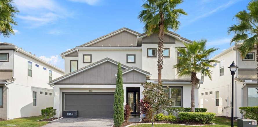 Casa en Kissimmee, Florida 6 dormitorios, 320.61 m2 № 2195531