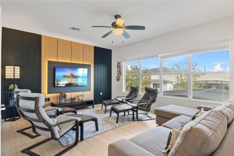 Casa en venta en Kissimmee, Florida, 6 dormitorios, 320.61 m2 № 2195531 - foto 30