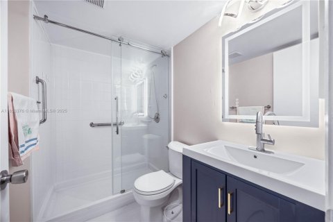 Copropriété à vendre à Pembroke Pines, Floride: 2 chambres, 88.54 m2 № 1981836 - photo 13