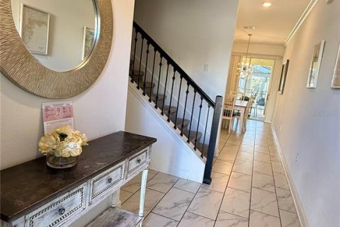 Adosado en venta en Kissimmee, Florida, 4 dormitorios, 177.81 m2 № 2108379 - foto 4