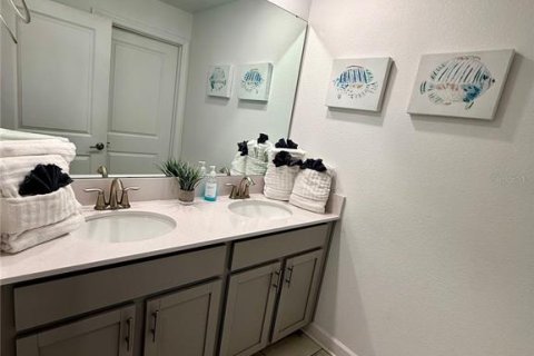 Adosado en venta en Kissimmee, Florida, 4 dormitorios, 177.81 m2 № 2108379 - foto 18