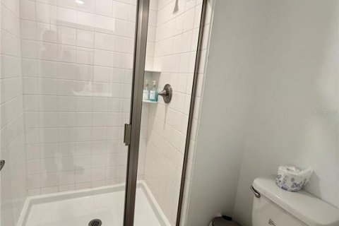 Adosado en venta en Kissimmee, Florida, 4 dormitorios, 177.81 m2 № 2108379 - foto 19