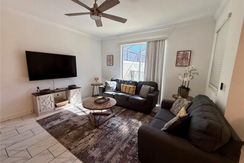 Adosado en venta en Kissimmee, Florida, 4 dormitorios, 177.81 m2 № 2108379 - foto 5