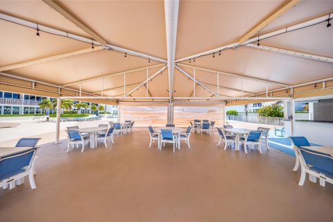 Condo in South Palm Beach, Florida, 2 bedrooms  № 2074521 - photo 23
