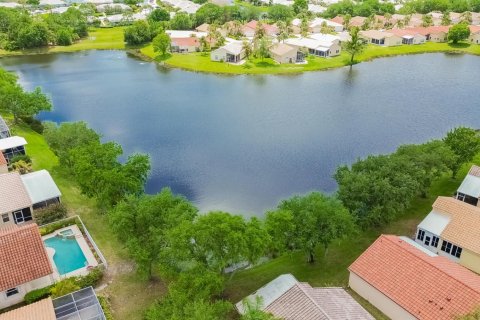 Casa en venta en Port St. Lucie, Florida, 2 dormitorios, 162.95 m2 № 2078291 - foto 25