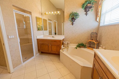 Casa en venta en Port St. Lucie, Florida, 2 dormitorios, 162.95 m2 № 2078291 - foto 13