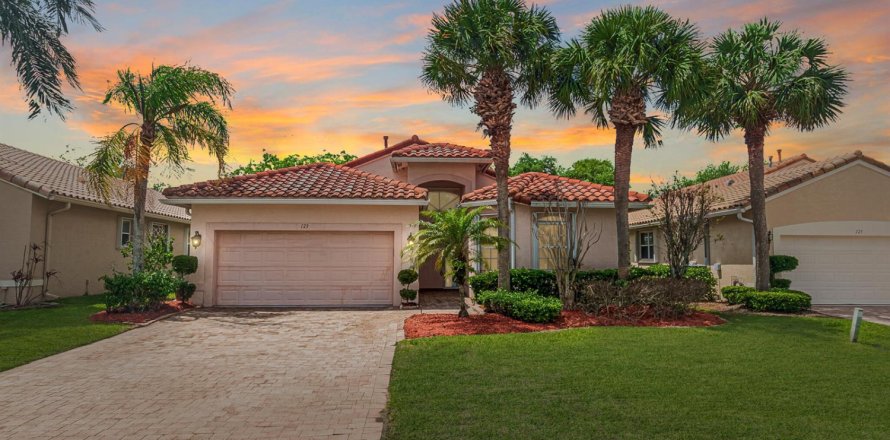 Casa en Port St. Lucie, Florida 2 dormitorios, 162.95 m2 № 2078291