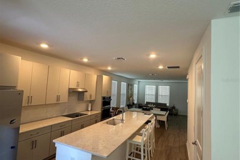 Touwnhouse à vendre à Orlando, Floride: 3 chambres, 201.32 m2 № 1584686 - photo 10