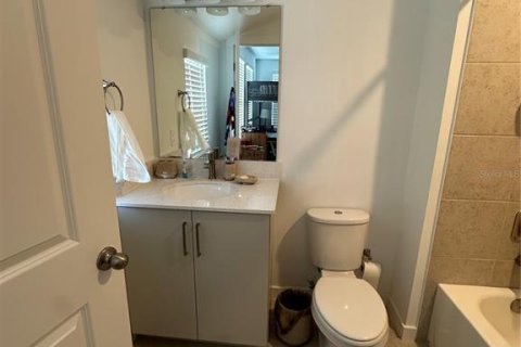 Touwnhouse à vendre à Orlando, Floride: 3 chambres, 201.32 m2 № 1584686 - photo 16