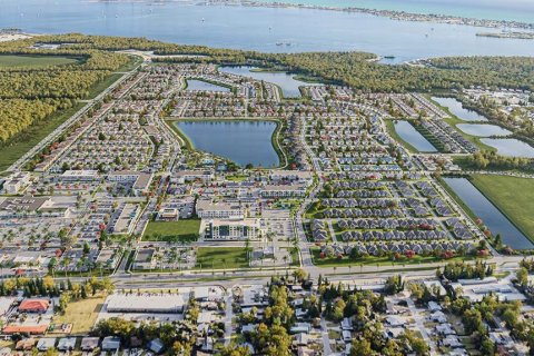 Купить виллу или дом в Брейдентон, Флорида 8 комнат, 203.73м2, № 1907116 - фото 5