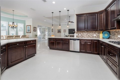 House in Jacksonville, Florida 4 bedrooms, 251.39 sq.m. № 1903105 - photo 19
