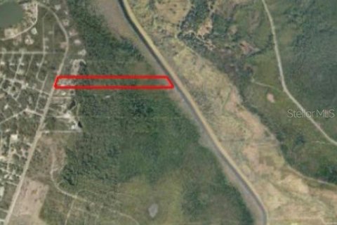 Casa en venta en Ocklawaha, Florida, 3 dormitorios, 1032.05 m2 № 1904886 - foto 3