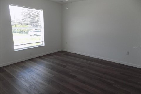 House in Punta Gorda, Florida 3 bedrooms, 114.08 sq.m. № 2338976 - photo 7