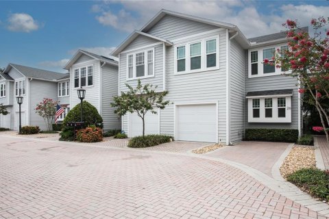 Touwnhouse à Tampa, Floride 3 chambres, 162.95 m2 № 2314868