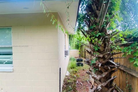 House in Jacksonville, Florida 2 bedrooms № 1833794 - photo 14