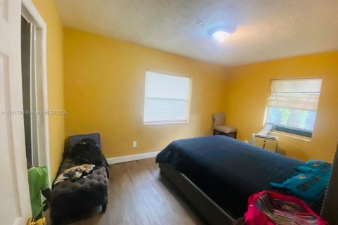 House in Jacksonville, Florida 2 bedrooms № 1833794 - photo 4