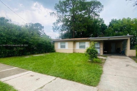 House in Jacksonville, Florida 2 bedrooms № 1833794 - photo 1