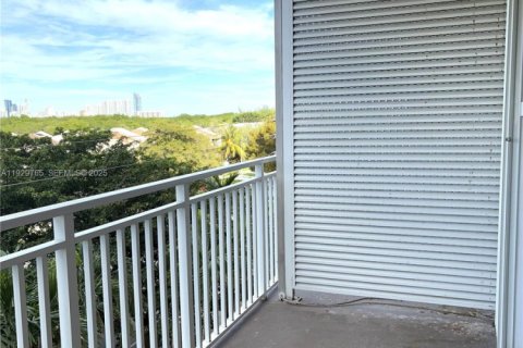 Condominio en venta en North Miami, Florida, 2 dormitorios, 110.55 m2 № 1988503 - foto 22