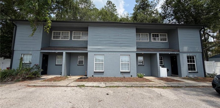 Commercial property in Gainesville, Florida 20 bedrooms, 368.82 sq.m. № 2364862