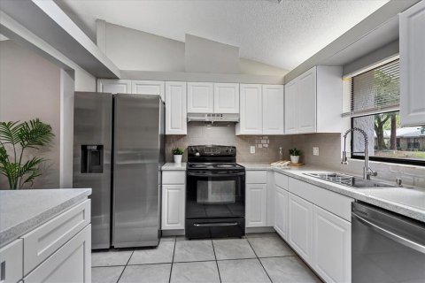 Casa en venta en Altamonte Springs, Florida, 3 dormitorios, 115.48 m2 № 1907638 - foto 9