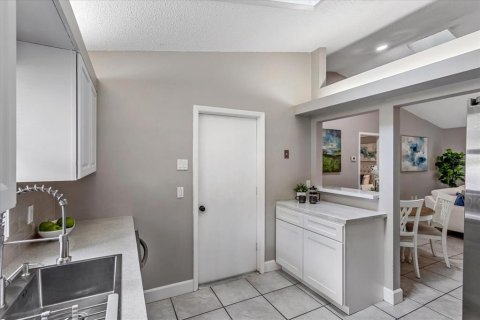 Casa en venta en Altamonte Springs, Florida, 3 dormitorios, 115.48 m2 № 1907638 - foto 11