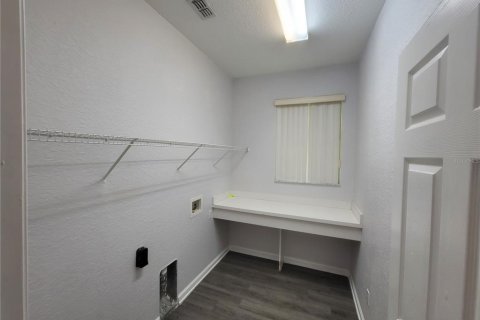 Casa en alquiler en Kissimmee, Florida, 3 dormitorios, 158.96 m2 № 1912318 - foto 22