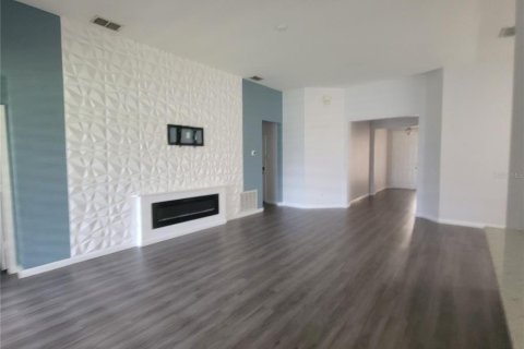 Casa en alquiler en Kissimmee, Florida, 3 dormitorios, 158.96 m2 № 1912318 - foto 7